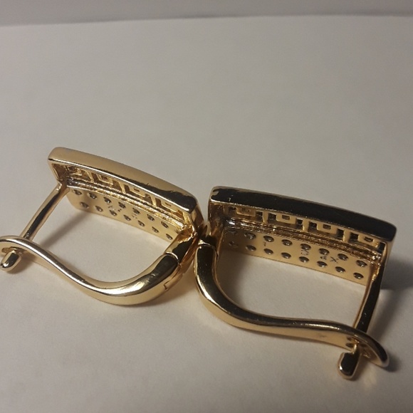 Brand new. Xuping gold tone earrings - Picture 3 of 8